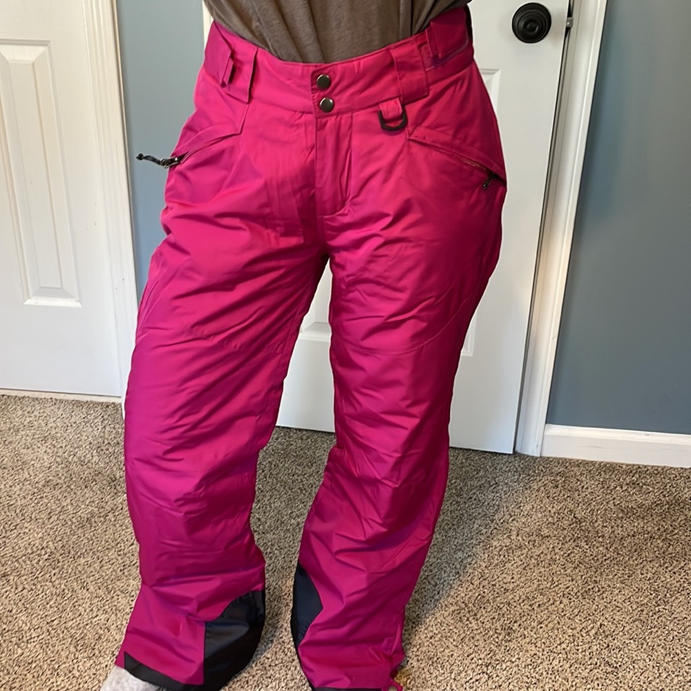 Hot pink ski pants size Medium